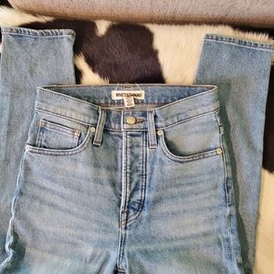 Rivet and Thread Madewell Skinny Jean